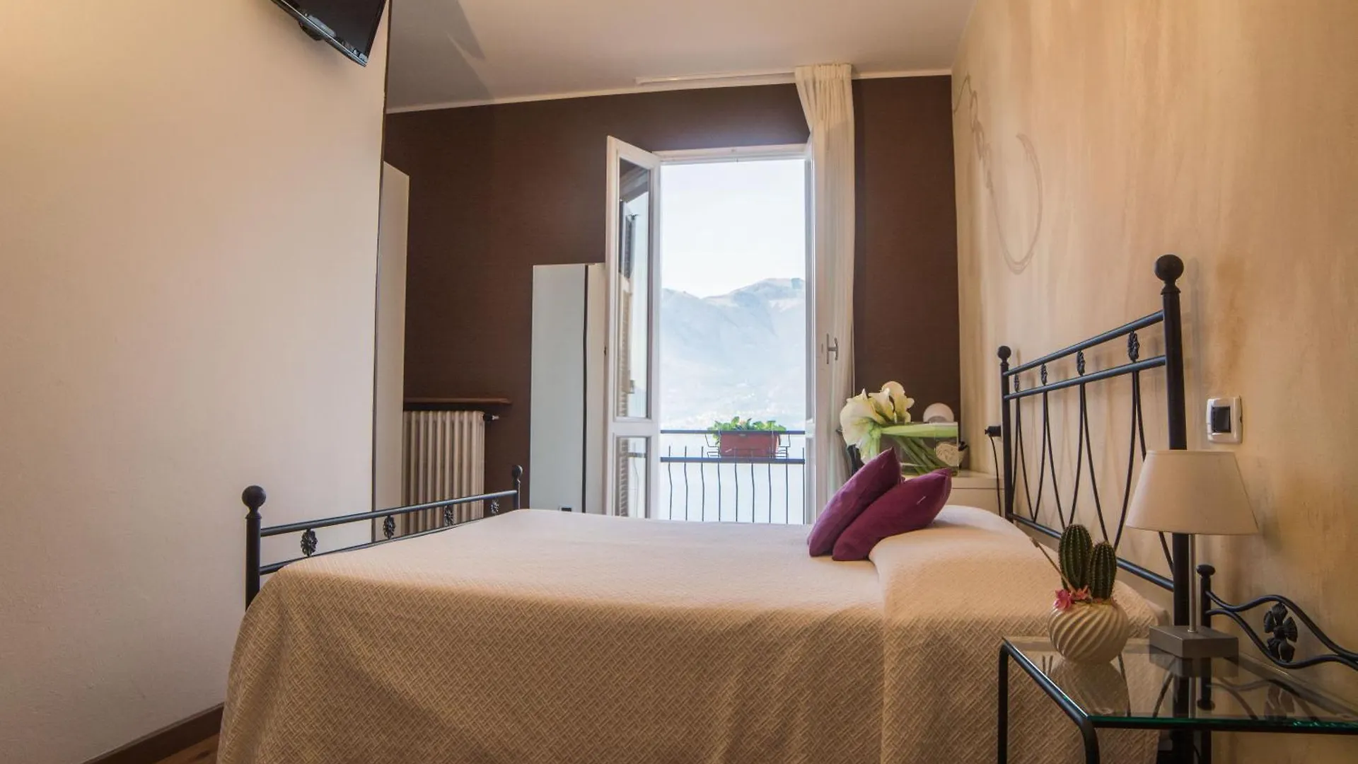 Crotto Dei Pescatori Bed and Breakfast Lezzeno 3*,